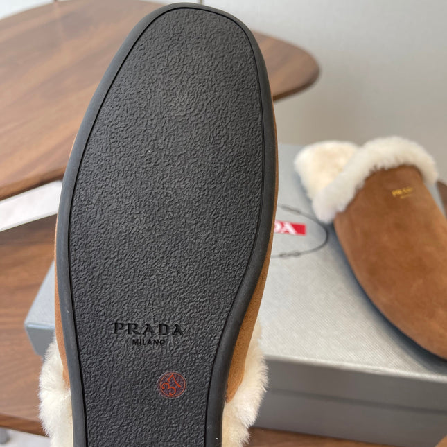 PRADA 25S CLOGS IN BROWN SUEDE FUR-LINED