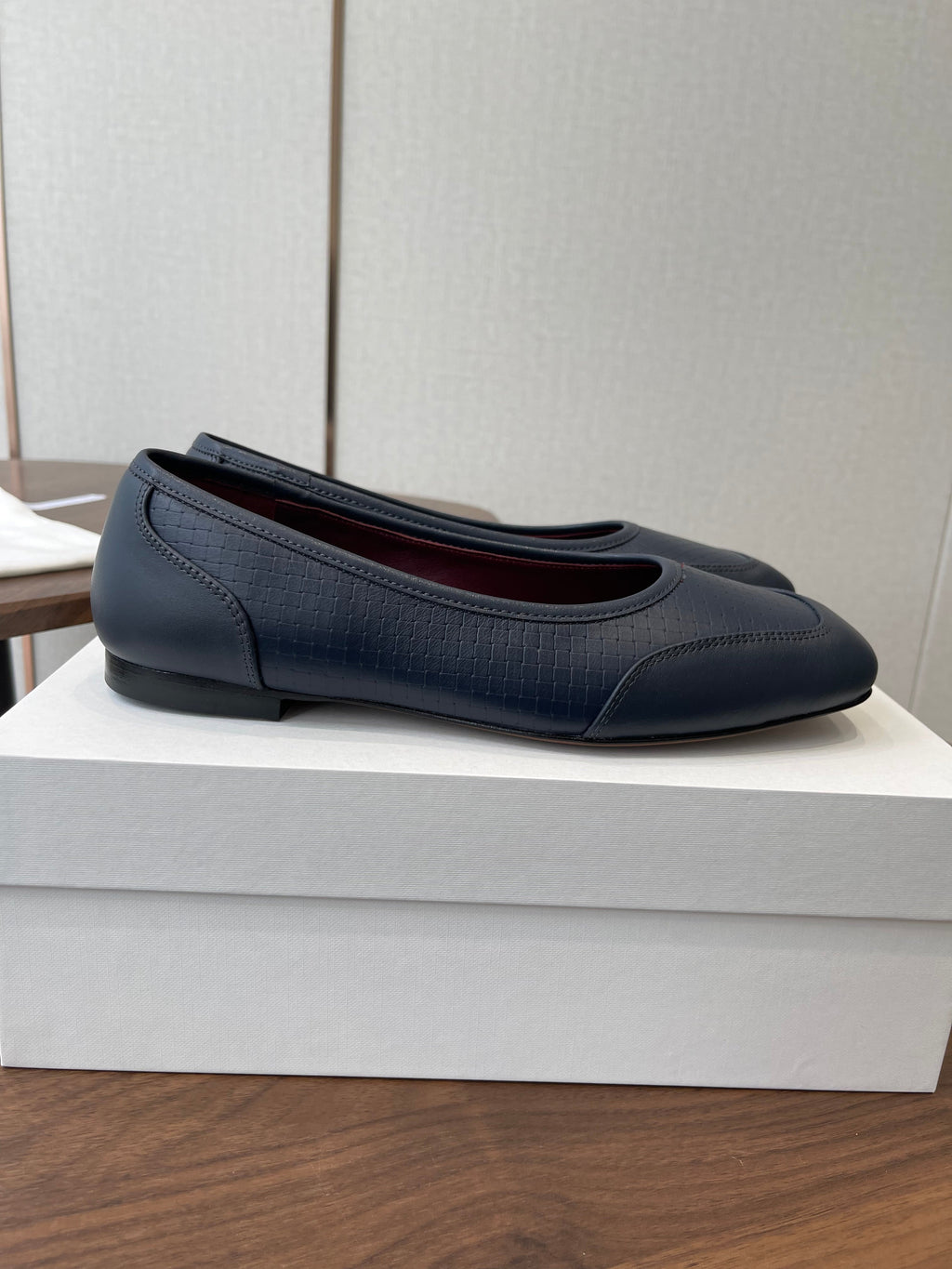 THE ROW 26S SQUARE TOE  BALLET FLATS IN BLUE BLACK CALFSKIN