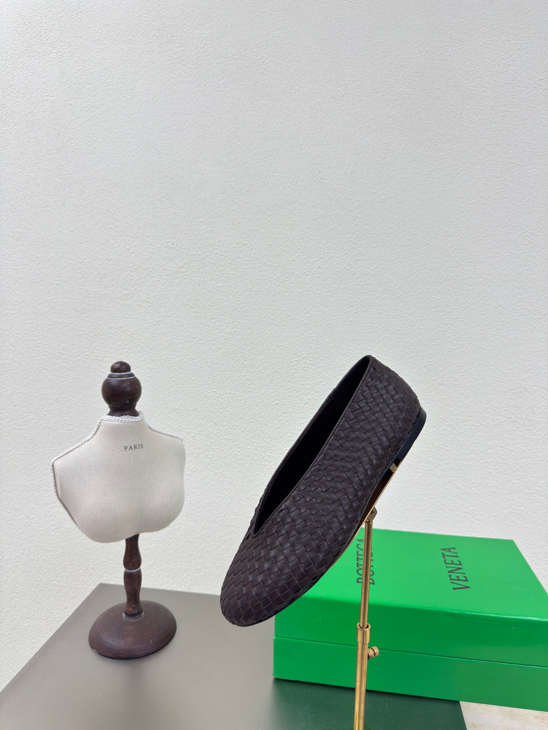 BOTTEGA VENETA 26S BALLET FLATS IN DARK BROWN WOVEN LAMBSKIN