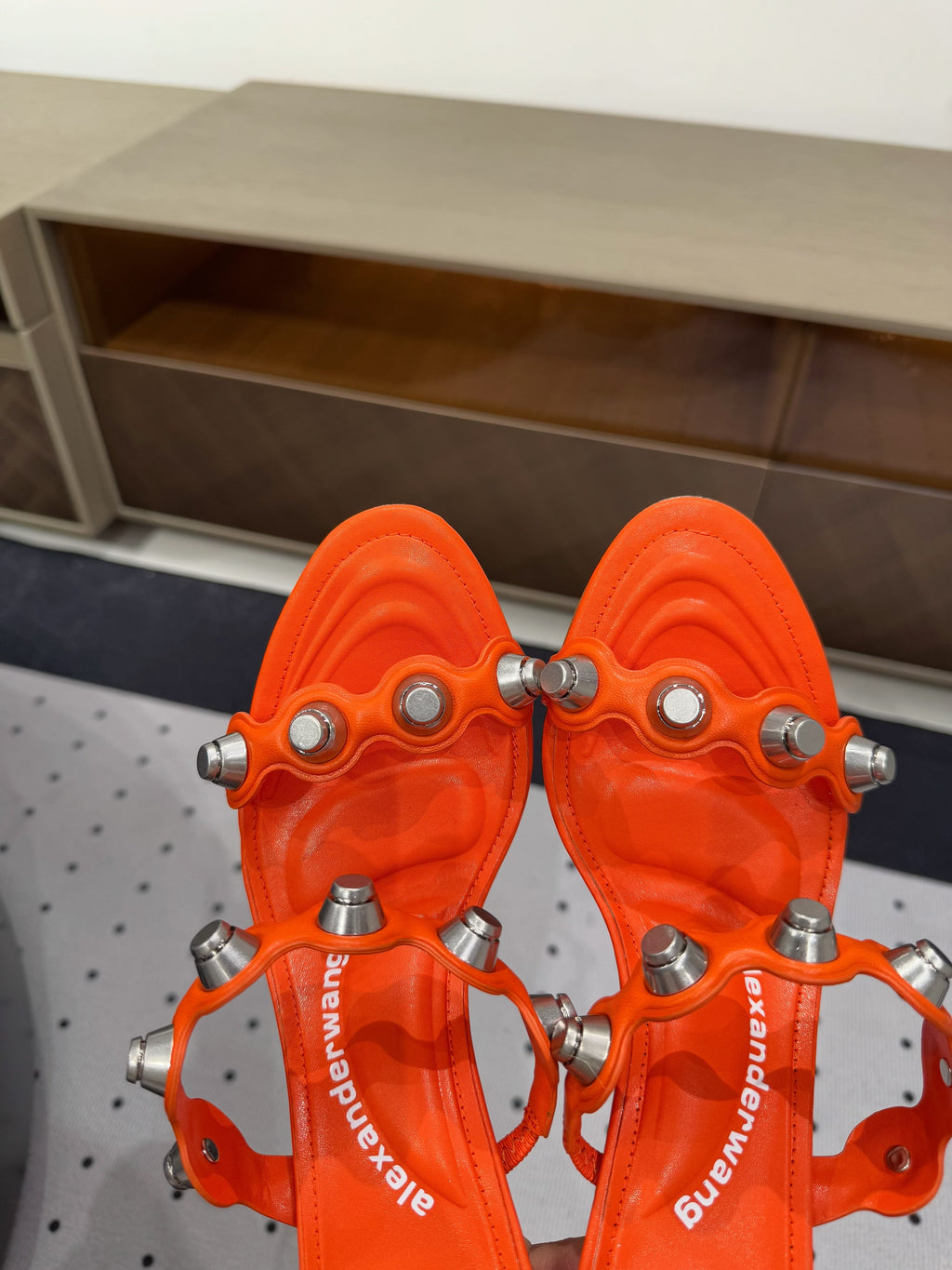 RIOT 80 MM SANDAL IN FIRE ORANGE LAMBSKIN