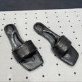 VY POOL SANDAL IN BLACK LAMBSKIN