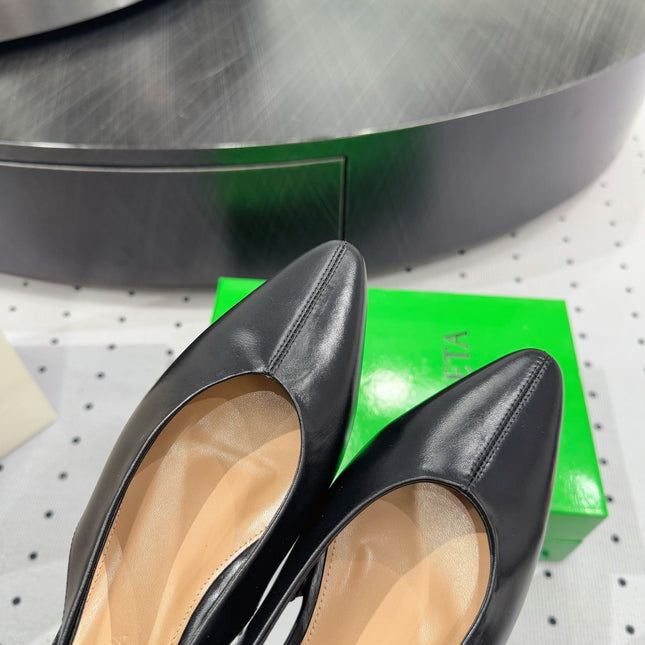 BOTTEGA VENETA 26S SLINGBACK FLATS IN BLACK CALFSKIN