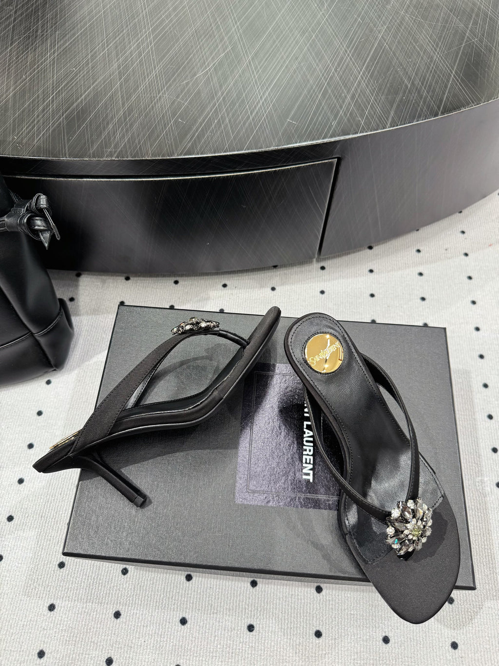YSL 26S TOE-POST HIGH HEEL SANDALS 75 MM IN BLACK FABRIC
