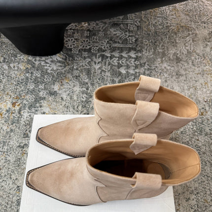 CELINE 26S ANKLE BOOTS 55 MM IN BEIGE SUEDE
