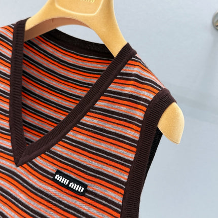 MIUMIU 26S V-NECK KNIT VEST 915