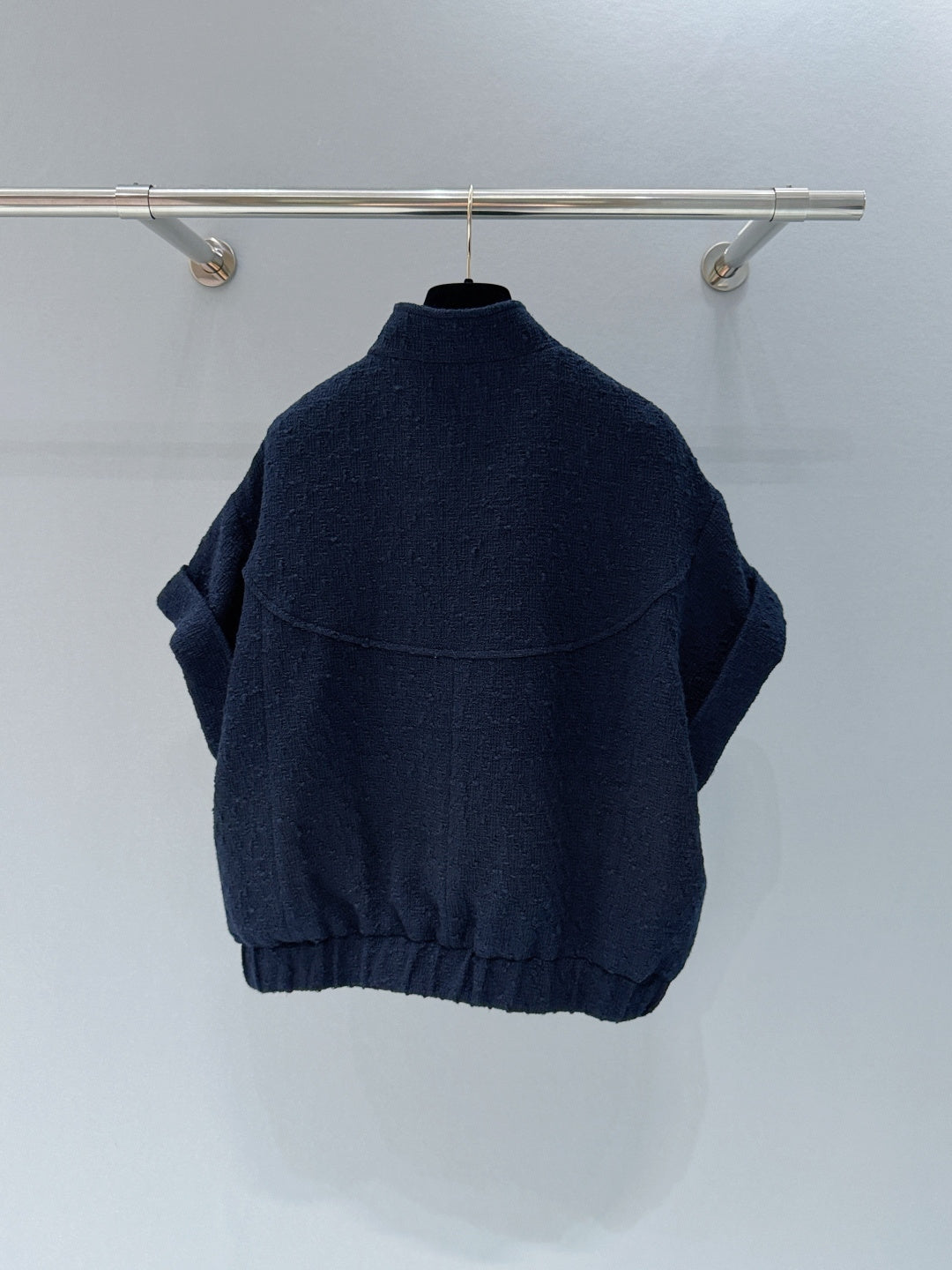CHANEL 26S SHORT-SLEEVE STAND COLLAR JACKET 888