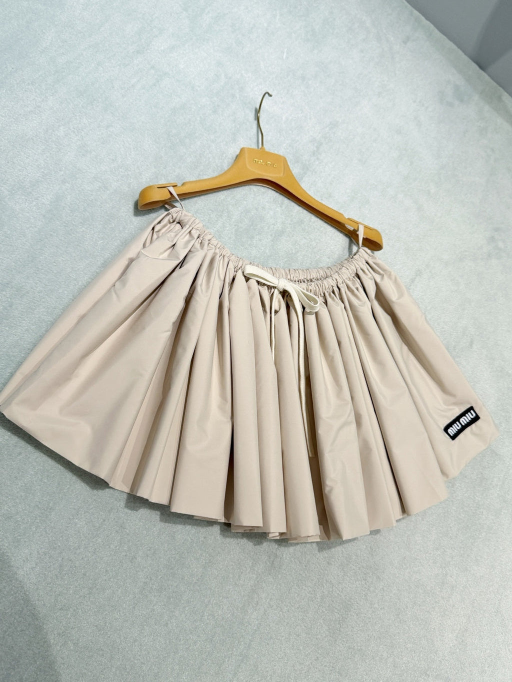 MIUMIU 26S PLEATED SKIRT 1187
