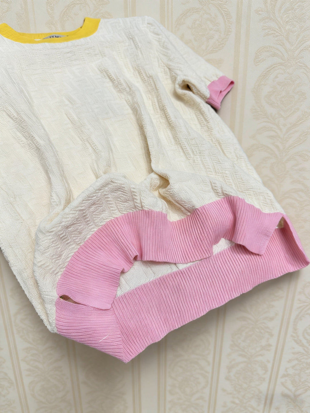 FENDI 26S SHORT SLEEVE KNIT T-SHIRT 140