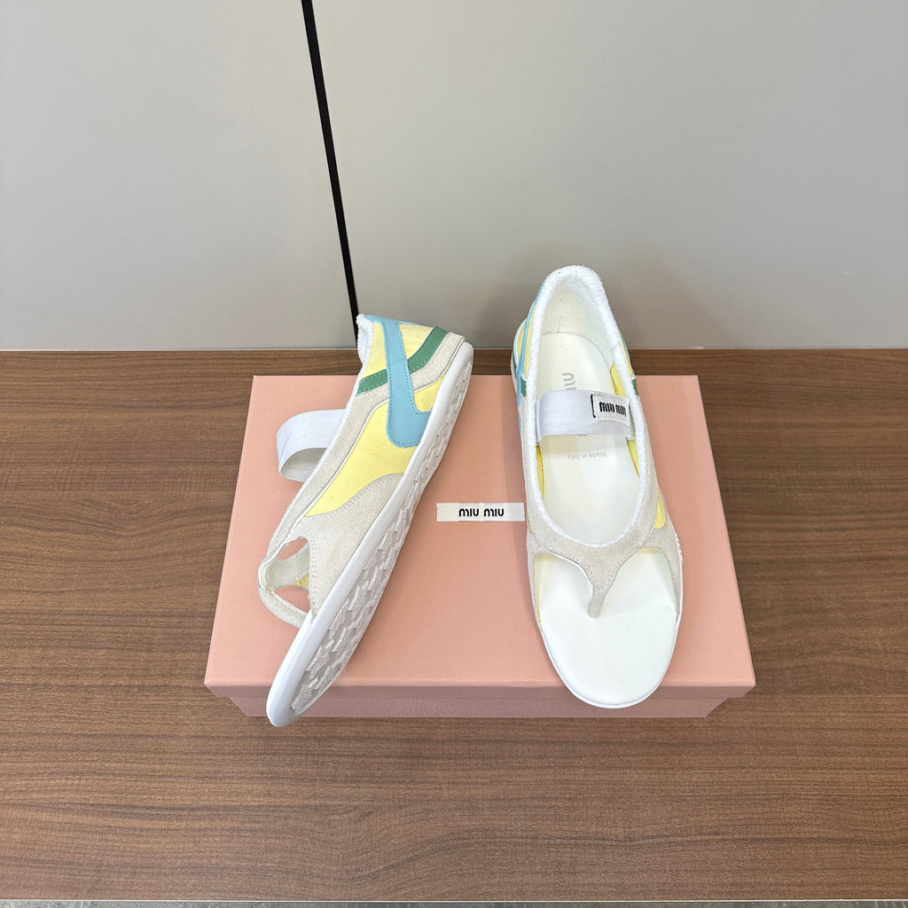 THONG SANDALS IN BEIGE SUEDE MIX YELLOW TECH FABRIC