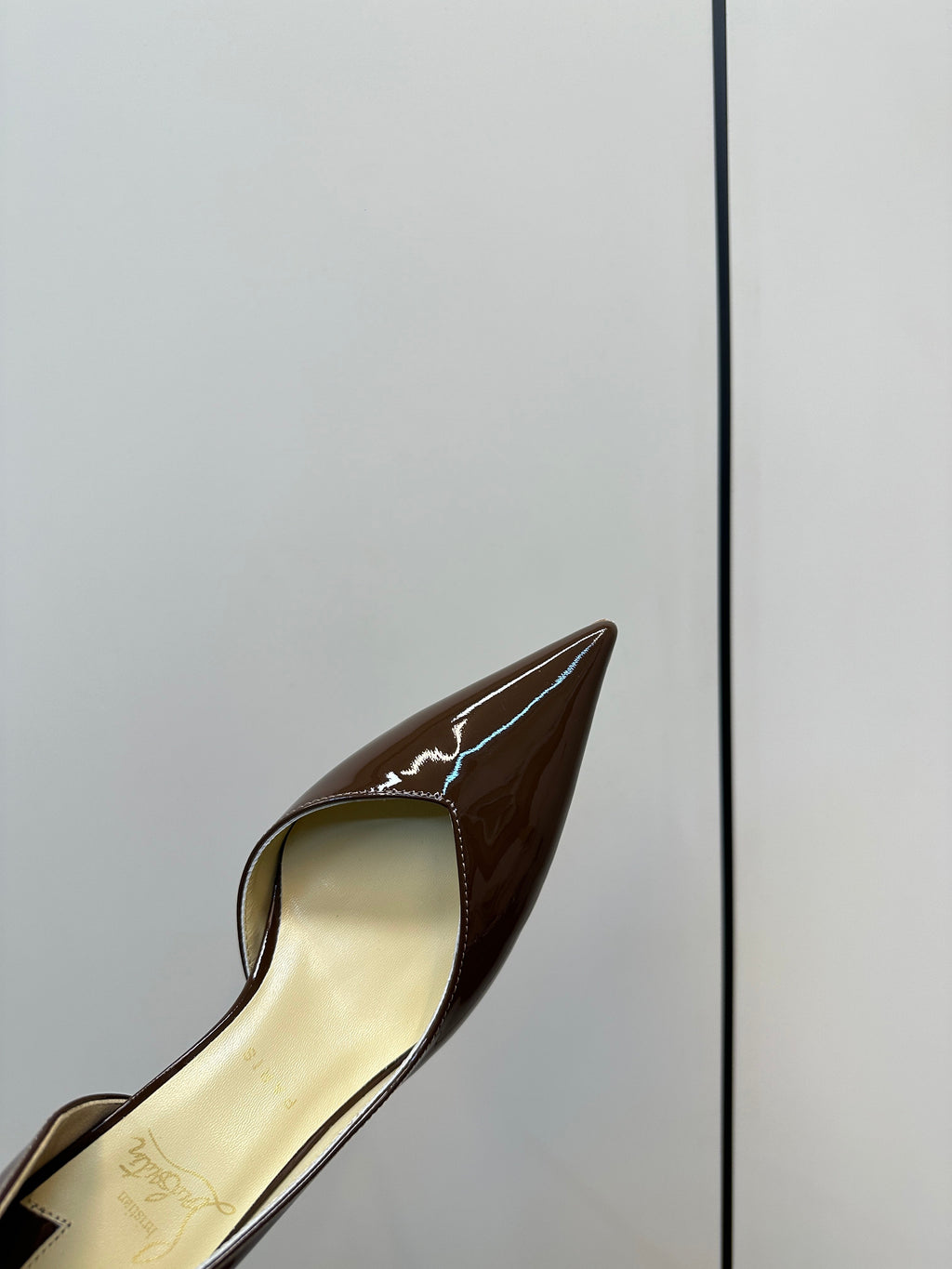 IRIZA PUMPS 85MM IN BROWN PATENT CALFSKIN
