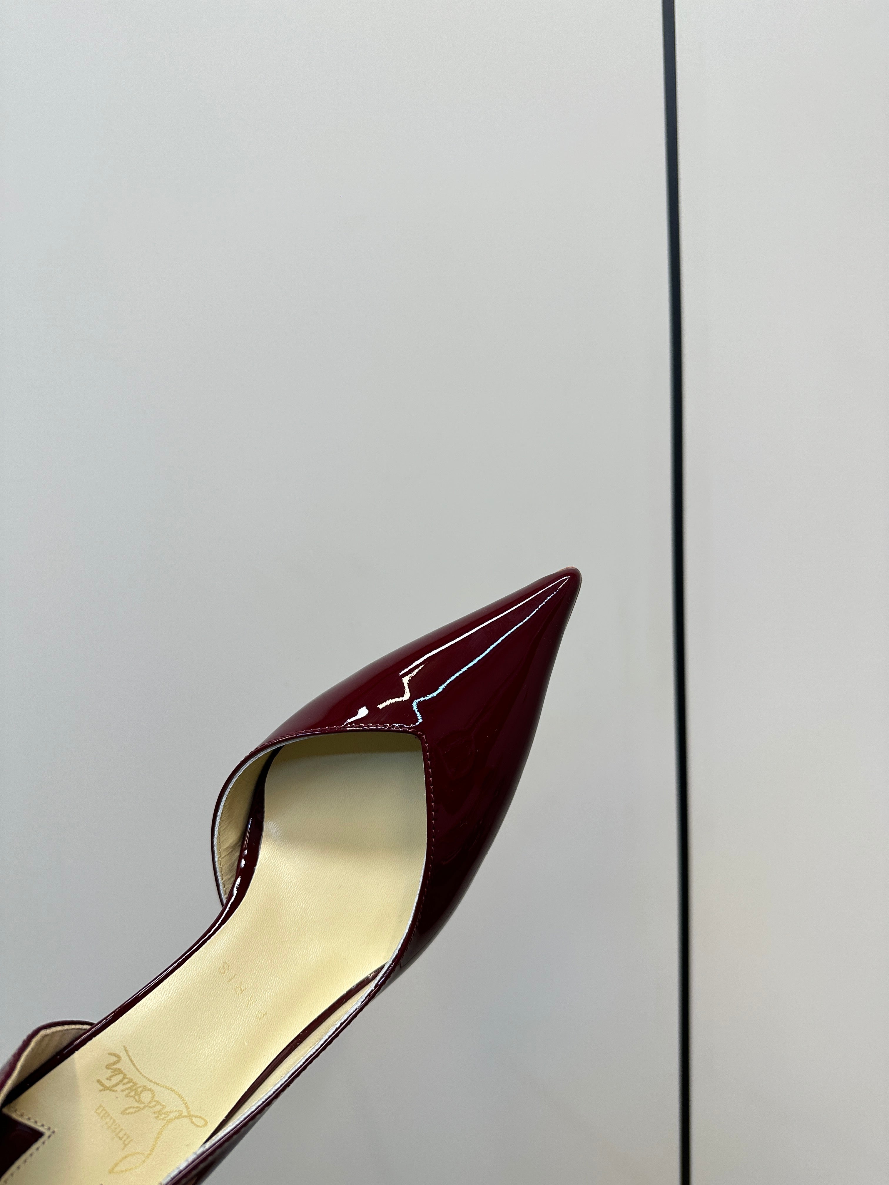 IRIZA PUMPS 85MM IN BURGUNDY PATENT CALFSKIN
