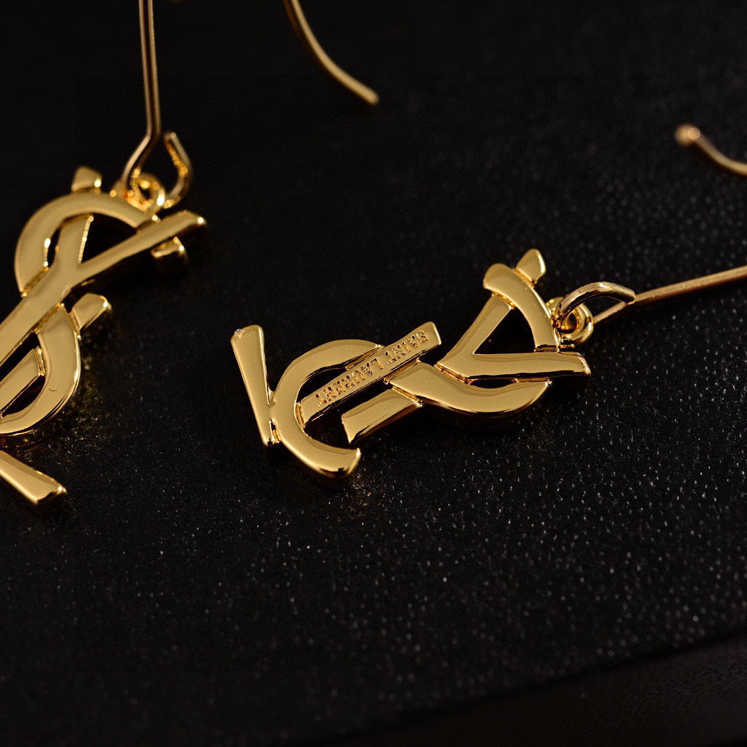 YSL 26S LOGO DROP HOOK EARRINGS IN GOLD TONE METAL 621527
