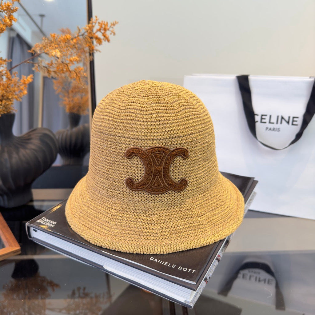 CELINE 26S TRIOMPHE BUCKET HAT STYLE 62