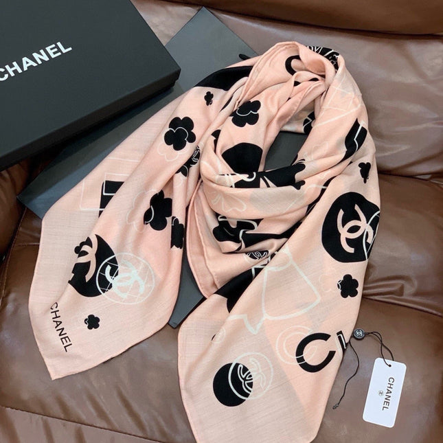 CHANEL 26S SCARF 140 IN CASHMERE AND SILK 303153