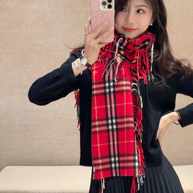 BURBERRY 26S SCARF 155CM IN CASHMERE 309948