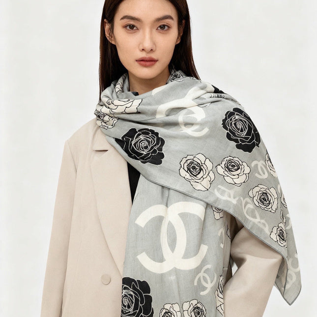 CHANEL 26S SCARF 140 IN SILK AND CASHMERE 313318