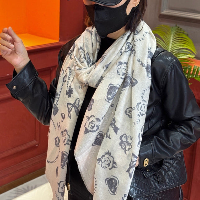 CHANEL 26S PRINTED SHAWL 200 IN SILK 313395