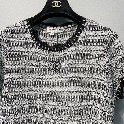 CHANEL 26S SHORT-SLEEVE KNIT TOP STYLE 1079