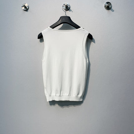 CHANEL 26S LIGHTWEIGHT KNIT TANK TOP STYLE 1076