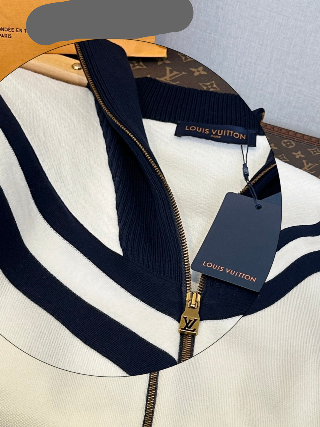 LV 25S PEACOAT 0165
