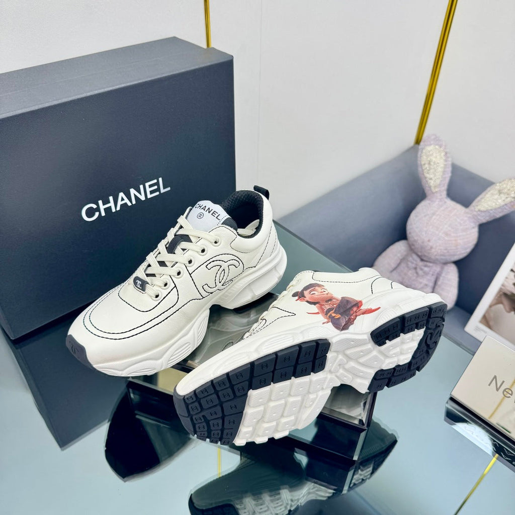 TRAINERS SNEAKER IN WHITE CALFSKIN WITH STICKER 238623