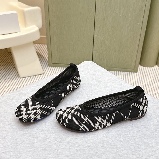BURBERRY 26S BALLET FLATS IN BLACK AND WHITE KNIT STYLE 2