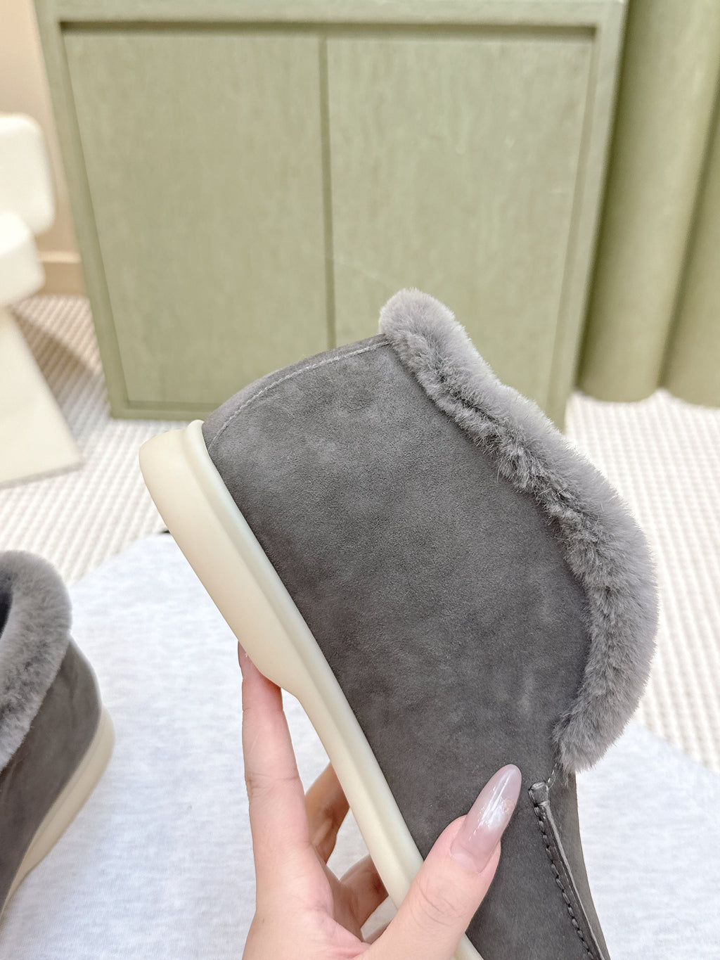 LP 25S SUMMER CHARMS WALK LOAFERS IN SMOKE GREY SUEDE AND FLEECE