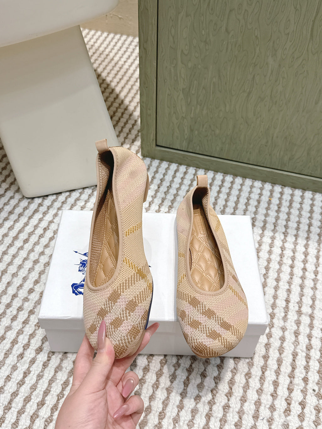BURBERRY 26S BALLET FLATS IN BEIGE KNIT