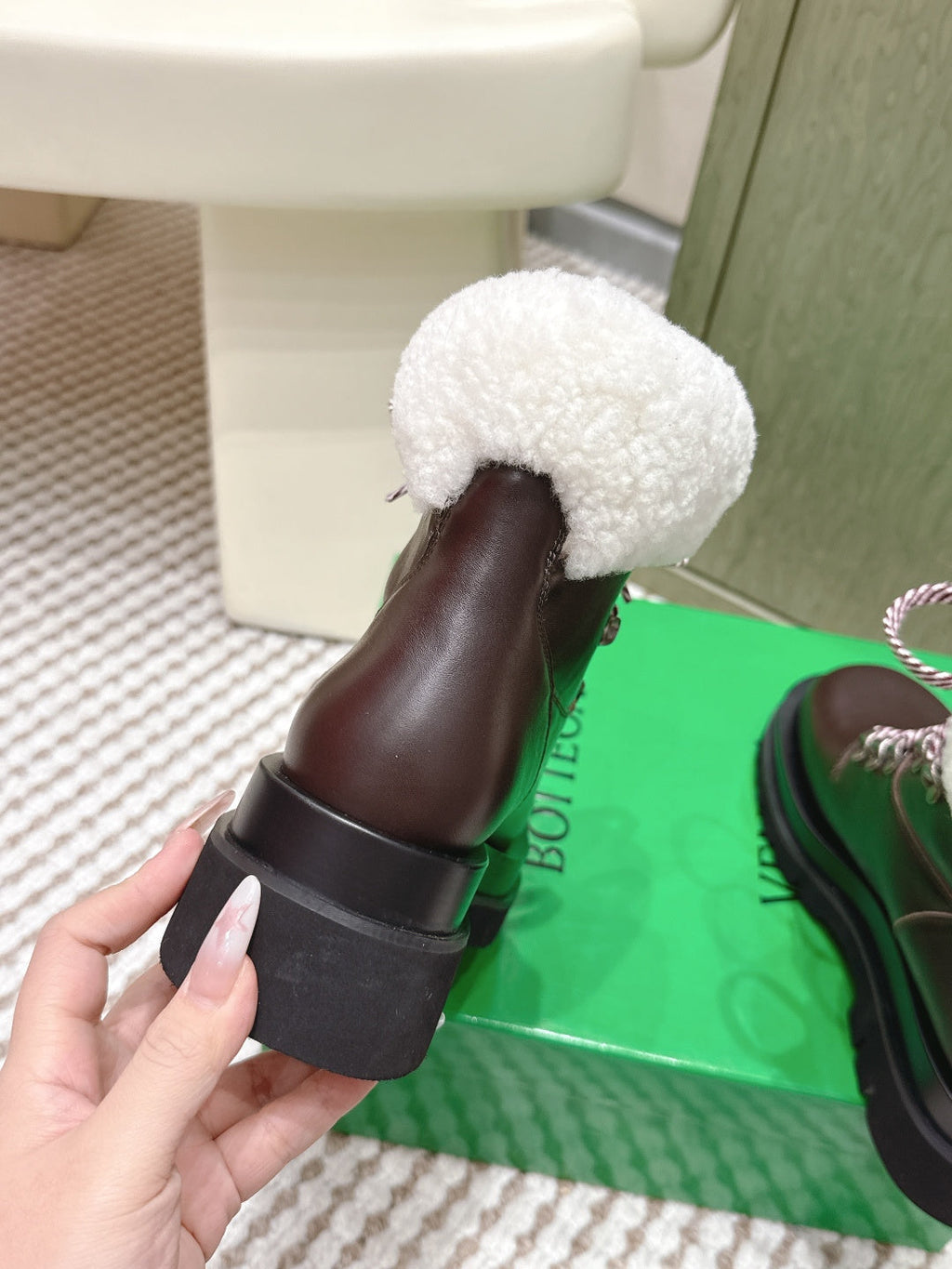 BV SHEARLING ANKLE BOOTS IN BROWN CALFSKIN