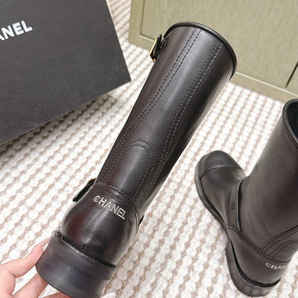CHANEL 25S CALF-HIGH CHELSEA BOOTS IN BLACK CALFSKIN GOLD HARDWARE