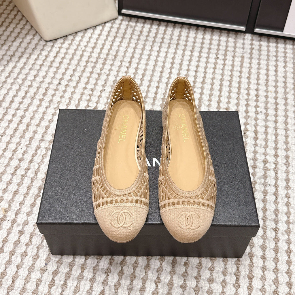 CHANEL 26S BALLET FLATS IN BEIGE MESH AND FABRIC