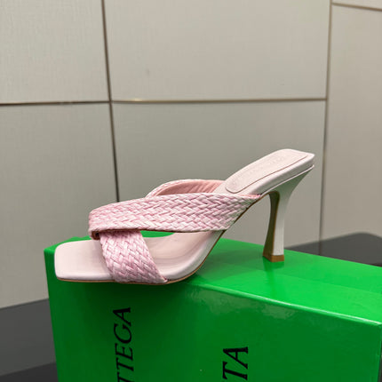 BOTTEGA VENETA 26S HEELED SANDALS 95 MM IN LIGHT PINK CALFSKIN AND RAFFIA