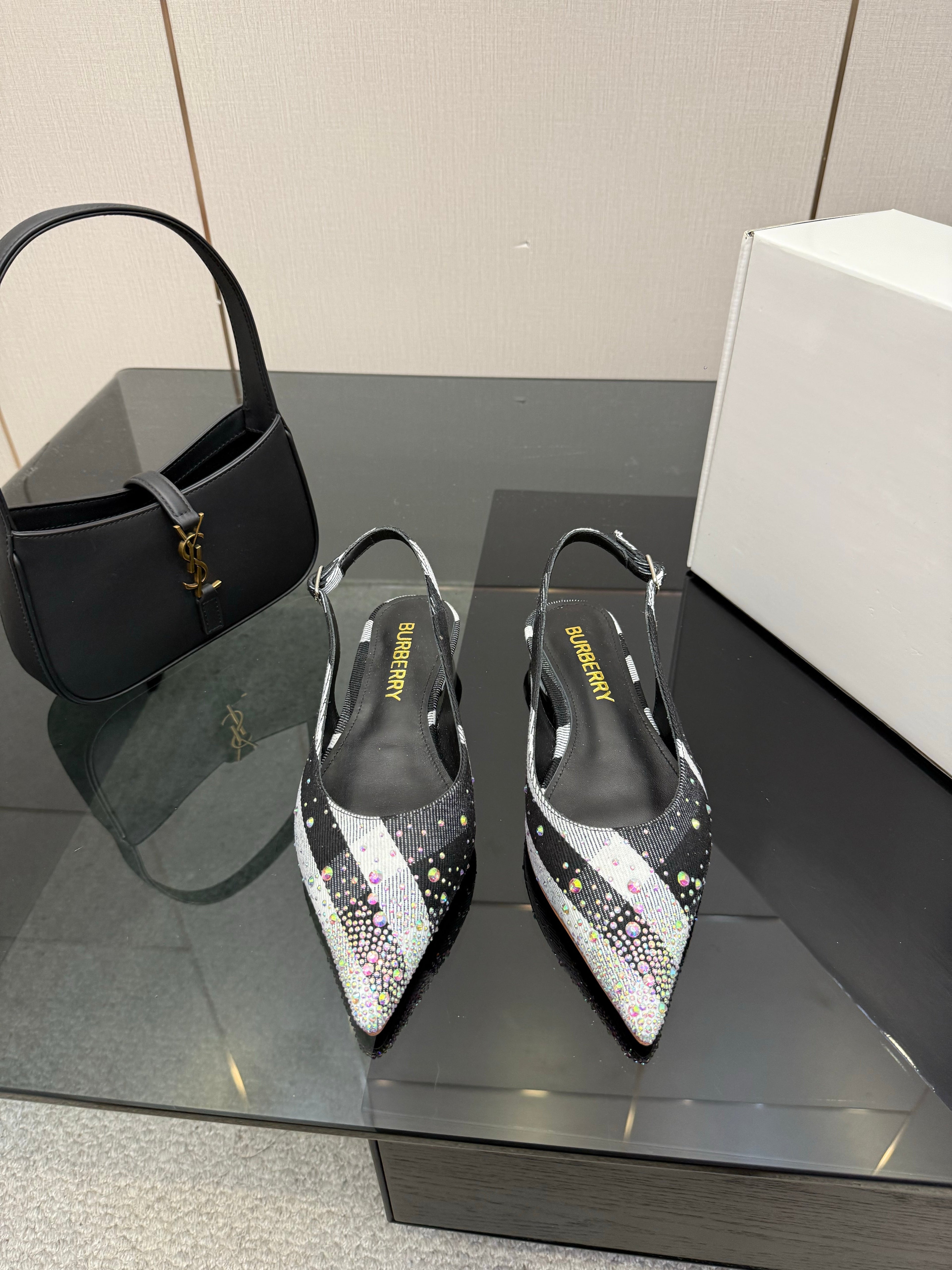BURBERRY 26S SLINGBACK IN STRIPED COLOR COORDINATION FABRIC STYLE 3
