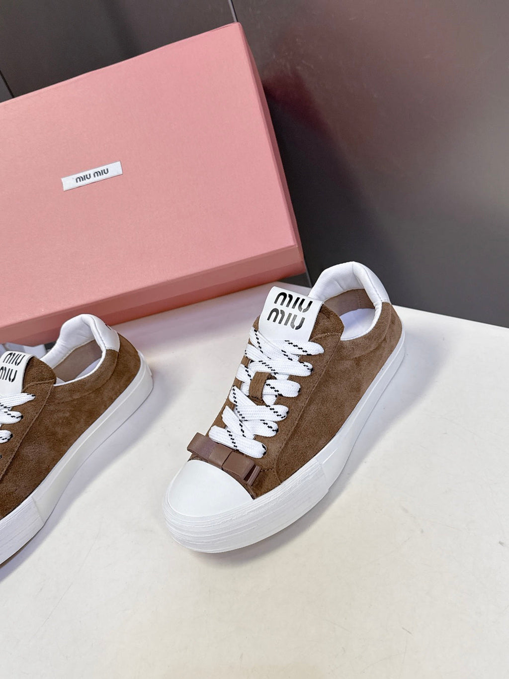 MIUMIU 25S SNEAKERS IN EARTH BROWN SUEDE