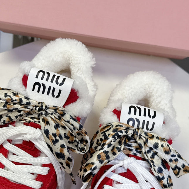 MIUMIU 25S SNEAKERS 45MM IN DARK RED SUEDE WITH LEOPARD-PRINT LACES SHEARLING