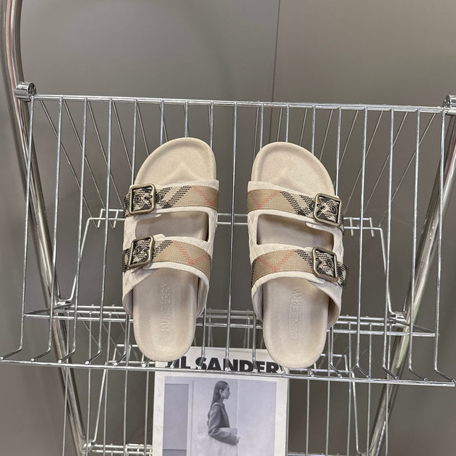 BURBERRY 26S DOUBLE BUCKLE SANDALS IN BEIGE SUEDE