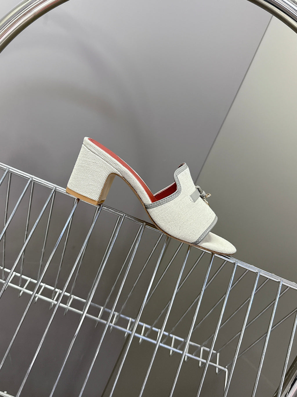 LP 26S HIGH HEEL SANDALS IN BEIGE CANVAS AND GREY CALFSKIN