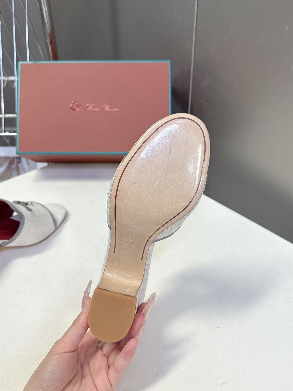 LP 26S HIGH HEEL SANDALS IN BEIGE CANVAS AND GREY CALFSKIN