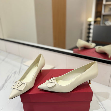 VALENTINO 26S HIGH HEELS 45 MM IN CREAM WHITE SMOOTH CALFSKIN