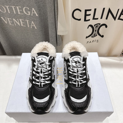 DIOR CHRONO SNEAKER 25S IN BLACK LAMBSKIN AND MESH FABRIC STYLE 4