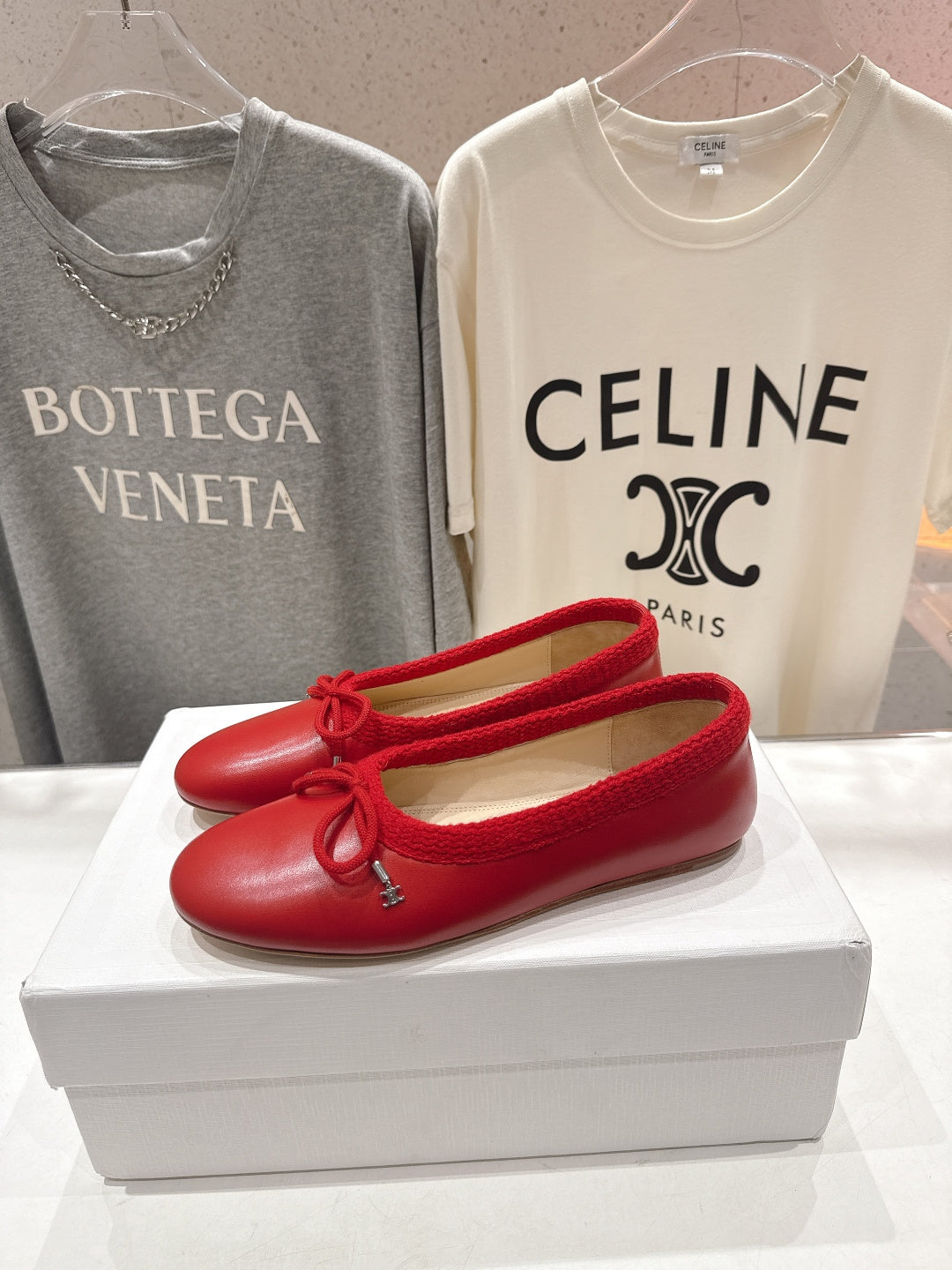 CELINE 26S BALLET FLATS IN RED CALFSKIN WITH BOW