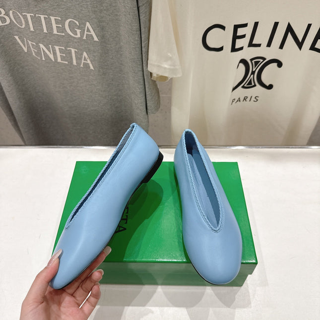 BOTTEGA VENETA 26S BALLET FLATS IN PASTEL BLUE LAMBSKIN