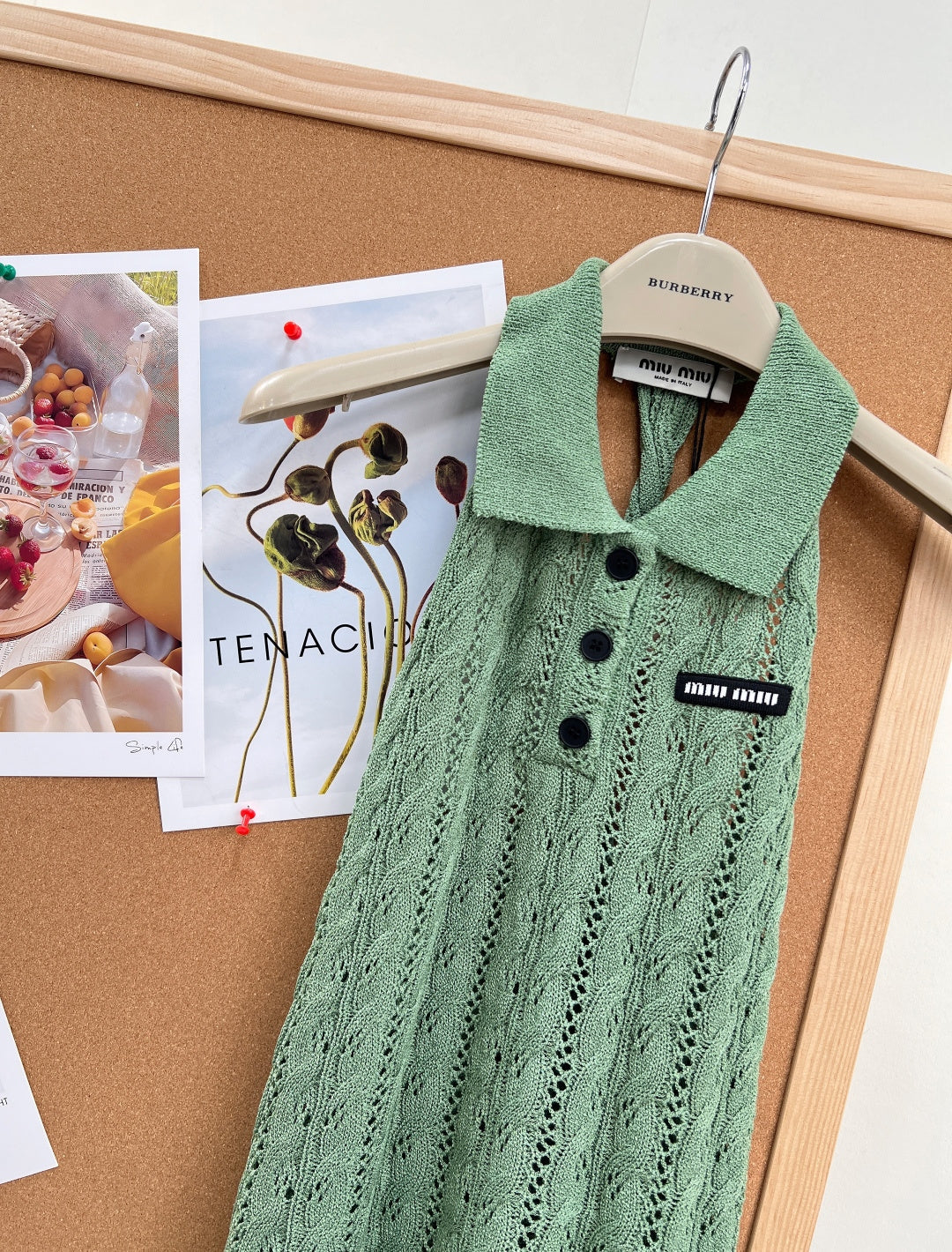 MIUMIU 26S SLEEVELESS KNIT COLLARED TOP STYLE 1105