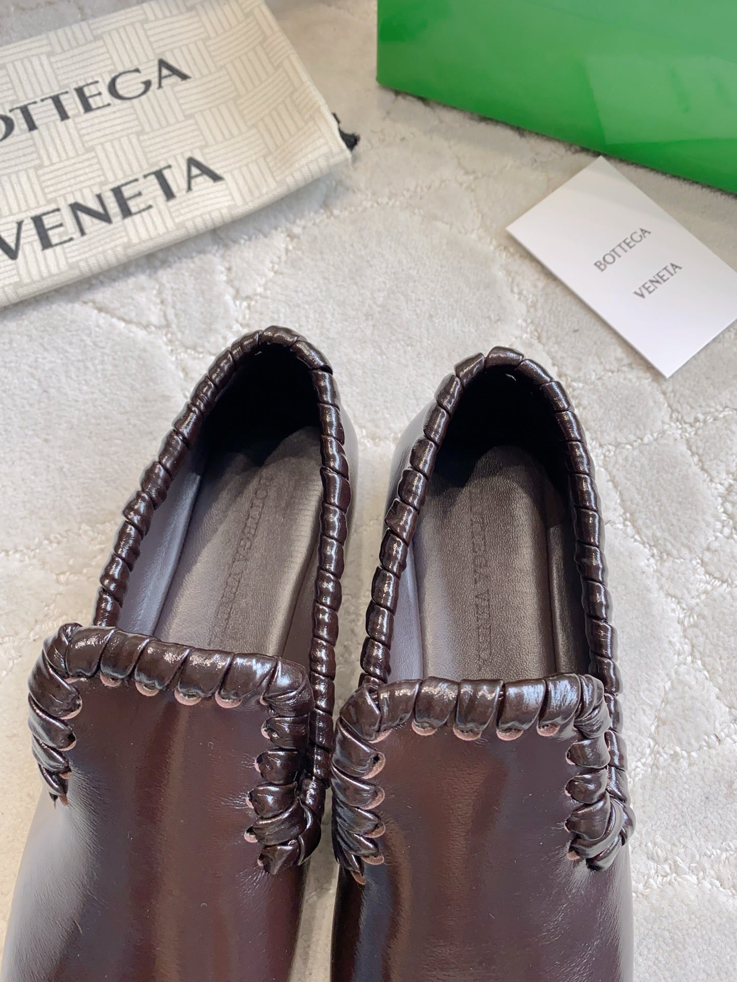 BOTTEGA VENETA 26S SABATO LOAFERS IN DARK BROWN CALFSKIN