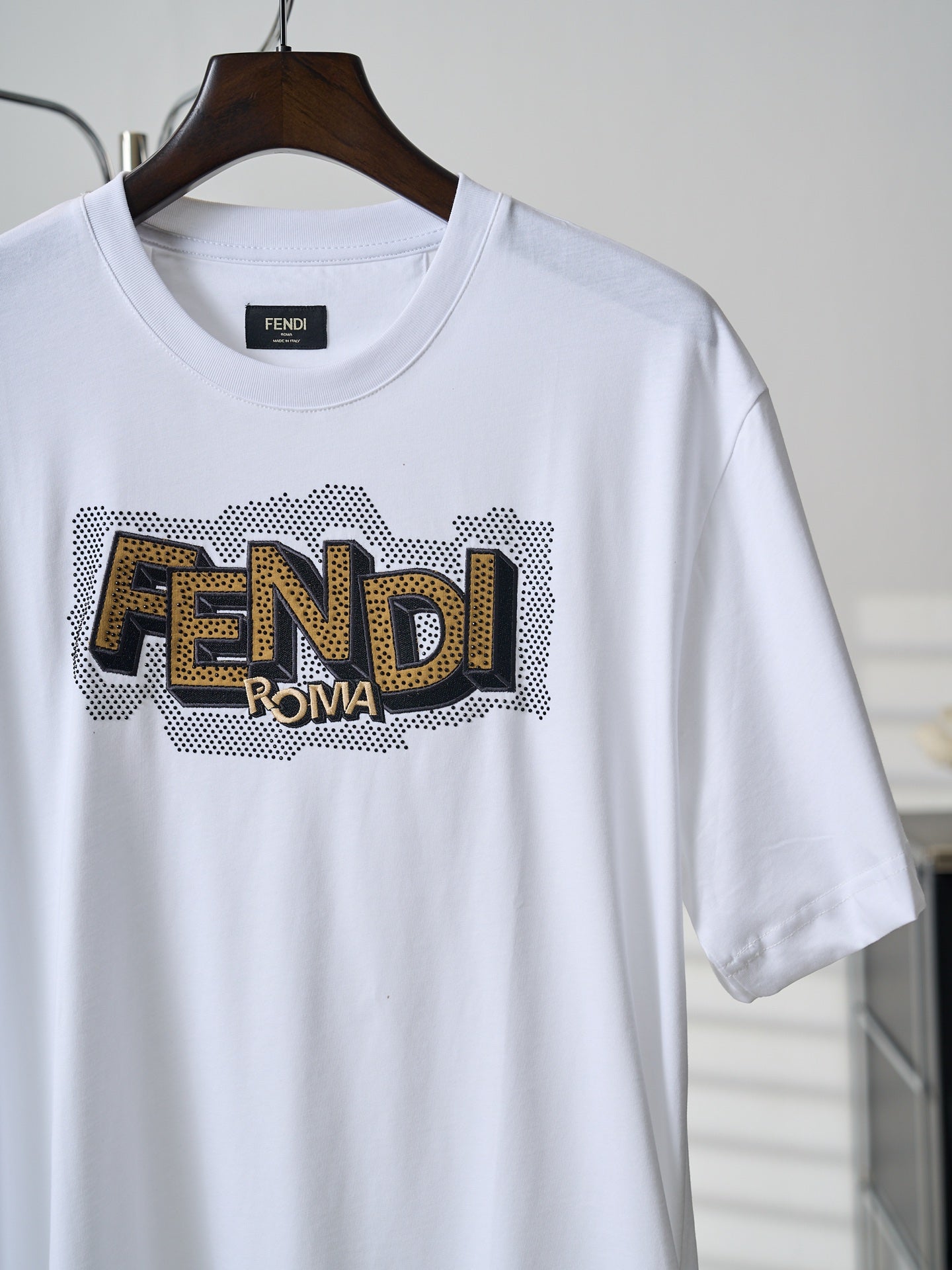 FENDI 26S SHORT SLEEVE T-SHIRT 122