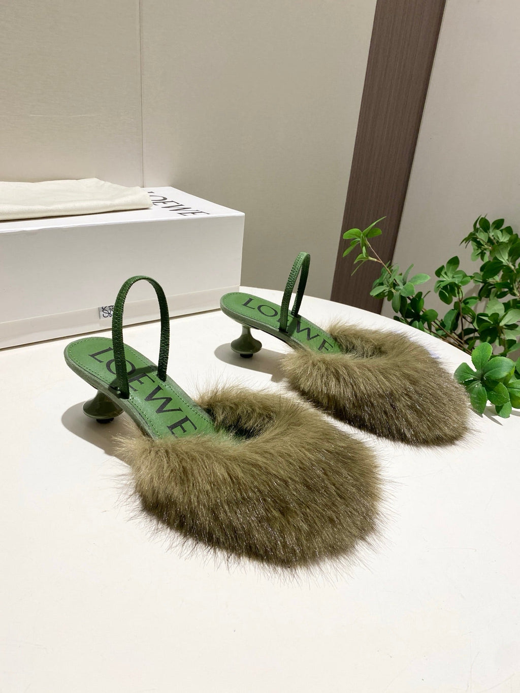 LOEWE 26S OPEN-BACK HIGH HEELS 60MM IN GREEN CALFSKIN WITH FUR