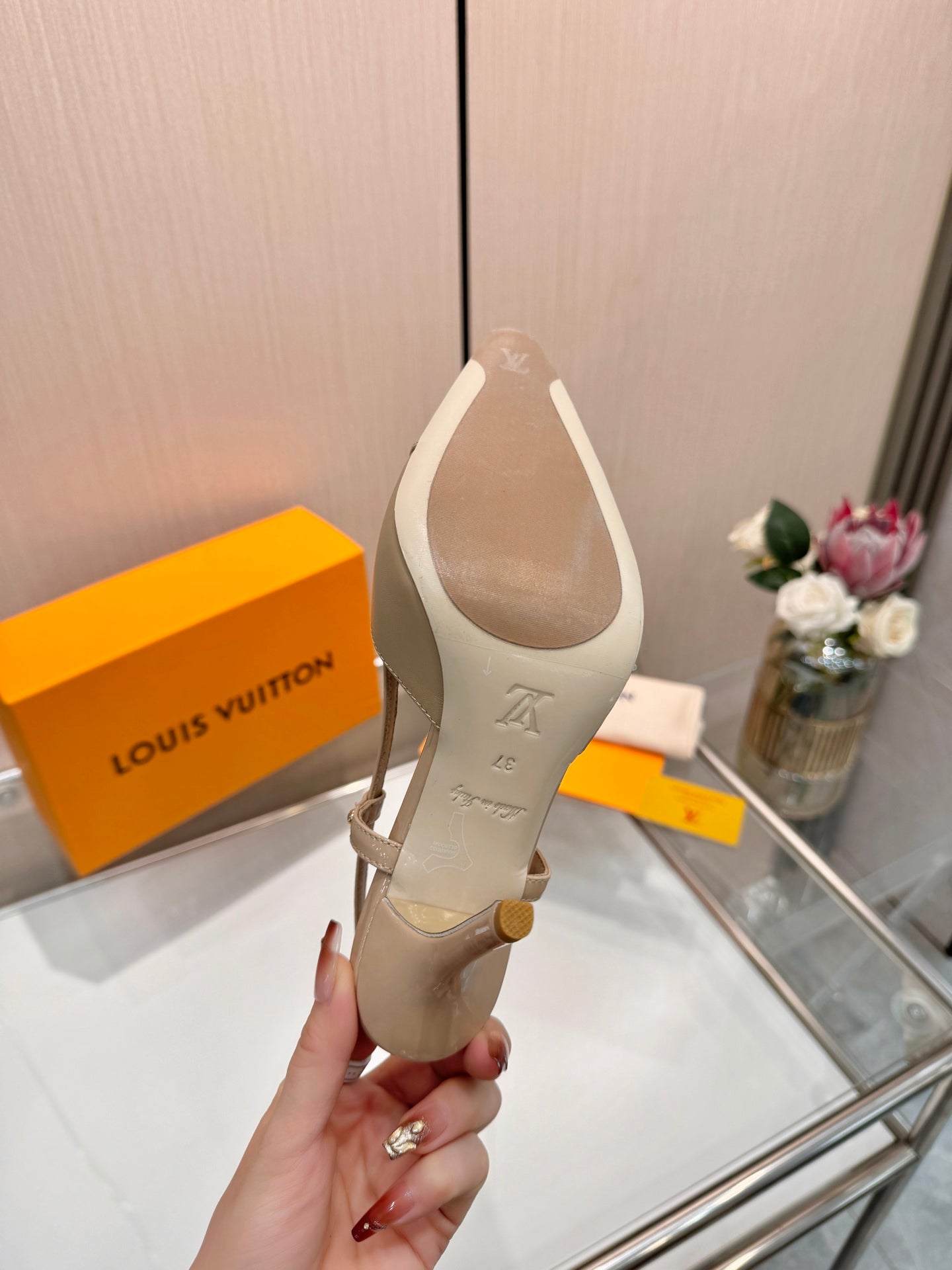 LV 26S SLINGBACK PUMPS 90 MM IN BEIGE BROWN CALFSKIN