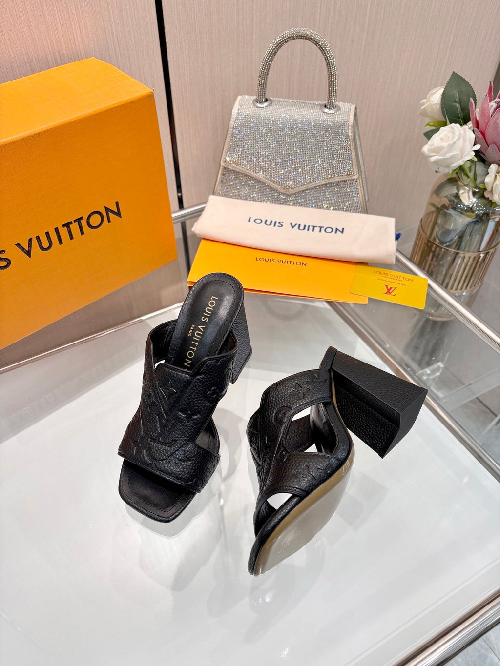 LV 26S HIGH-HEELED SANDALS 90 MM IN BLACK GRAINED CALFSKIN