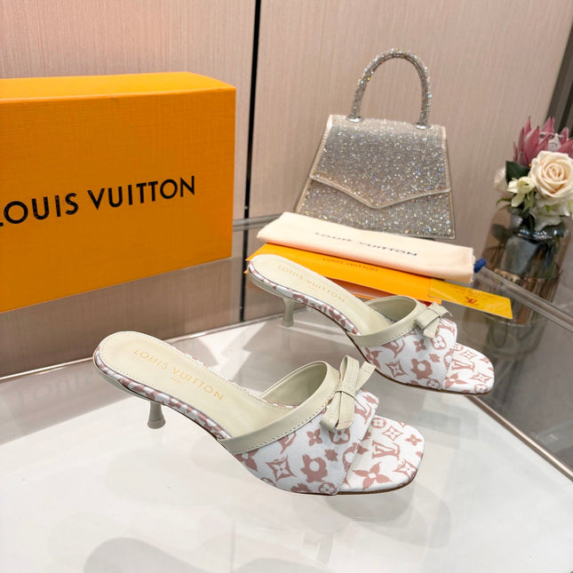 LV 26S HIGH-HEELED MULES 55 MM IN WHITE AND LIGTH PINK MONOGRAM CANVAS