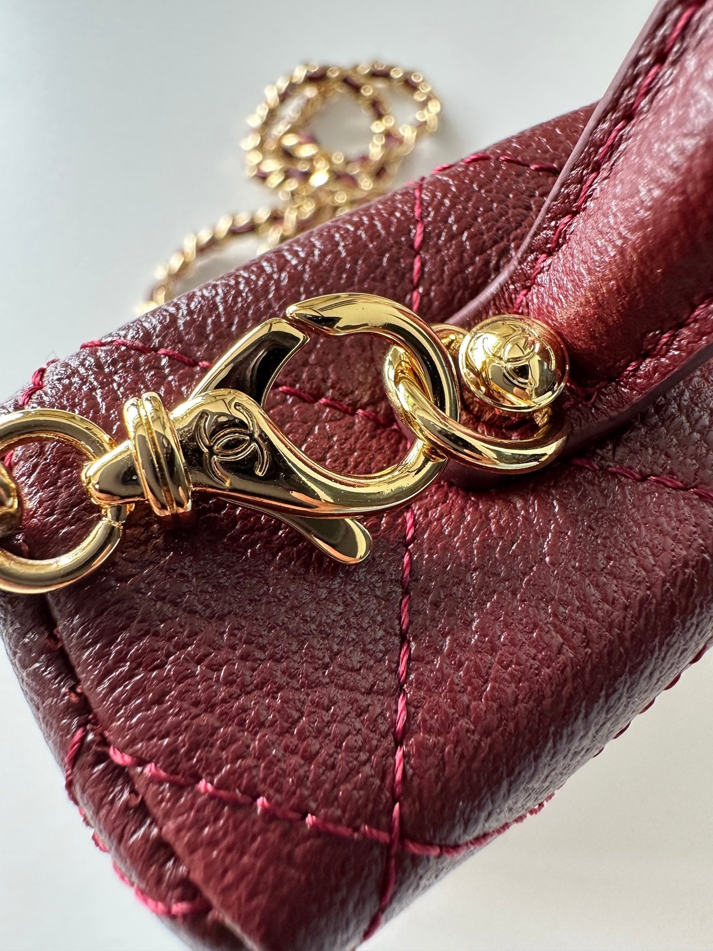 CHANEL 25S VANITY CLASSIC FLAP 19 IN DARK RED QUILTED CALFSKIN GOLD HARDWARE